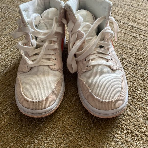 Womens Air Jordan 1 Mid SE 'Corduroy' - Picture 2 of 6